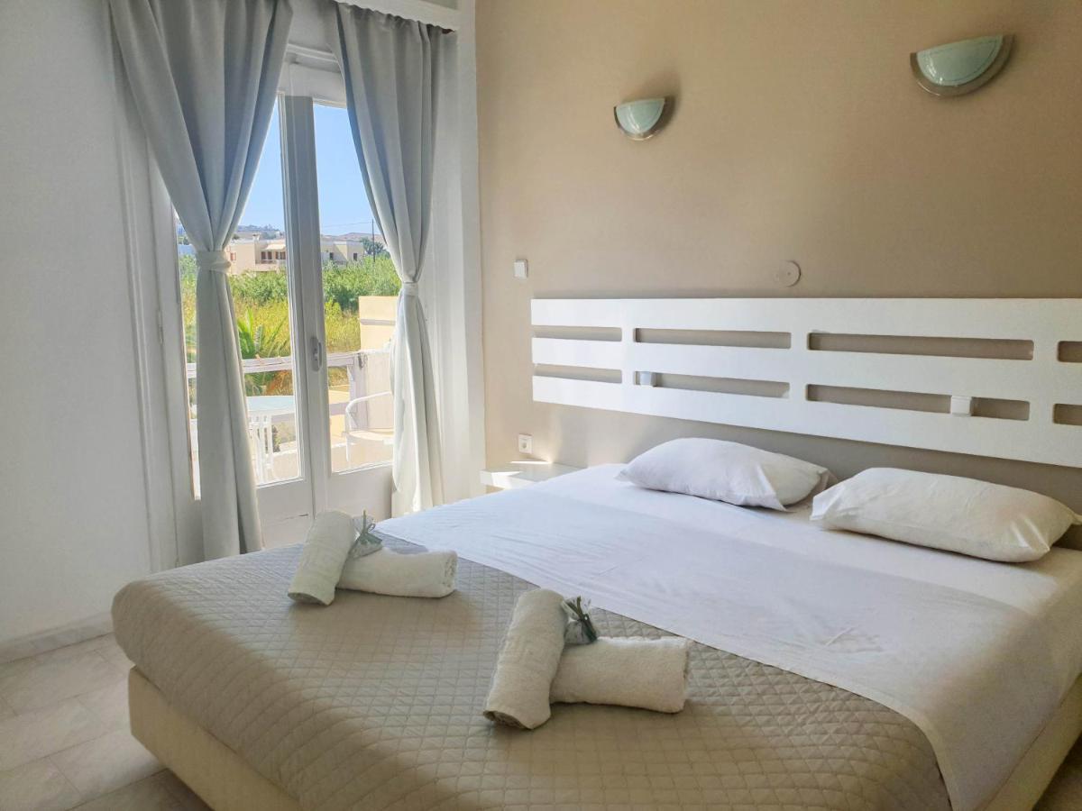 Syros Holidays Vári エクステリア 写真
