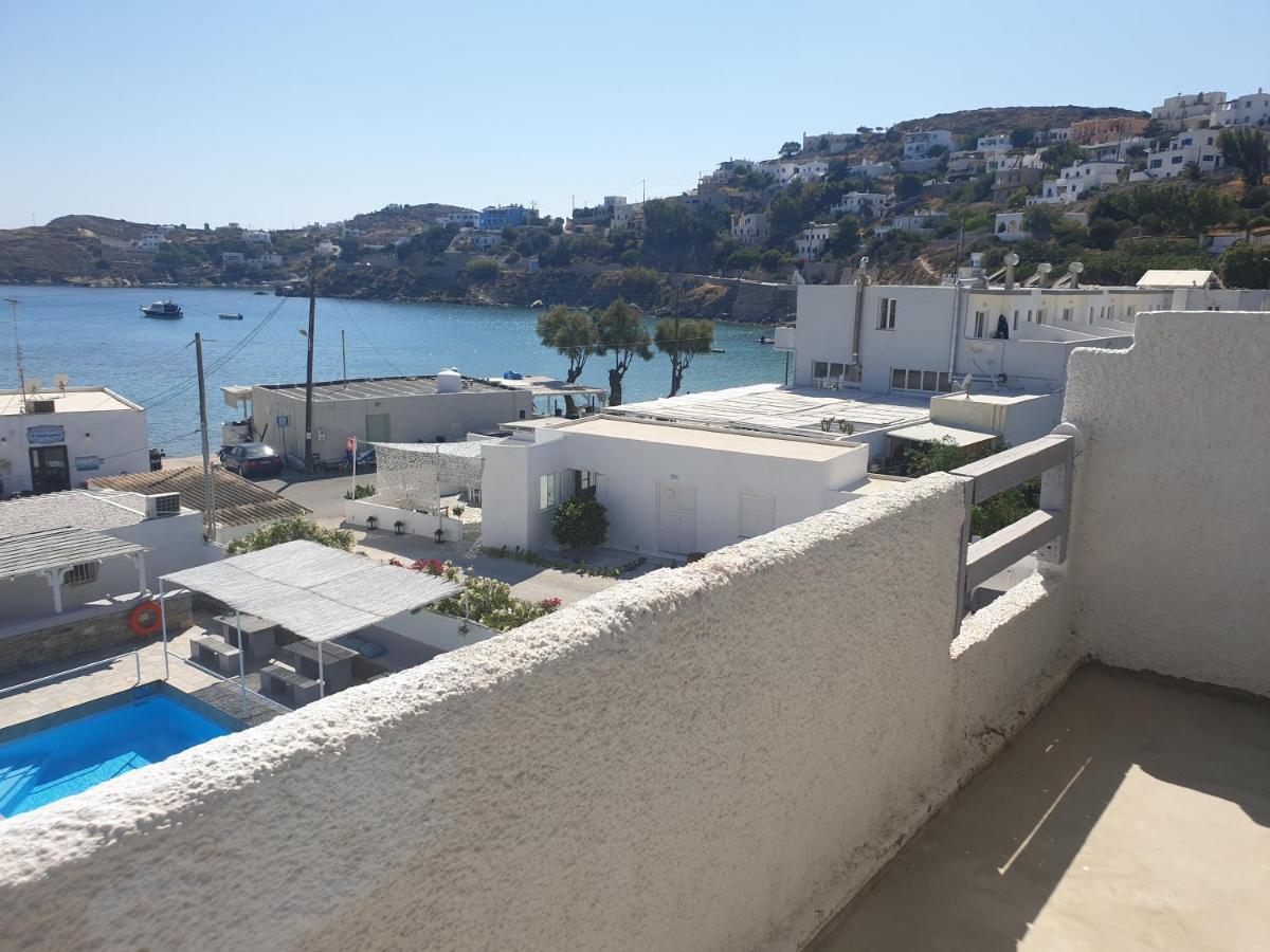 Syros Holidays Vári エクステリア 写真