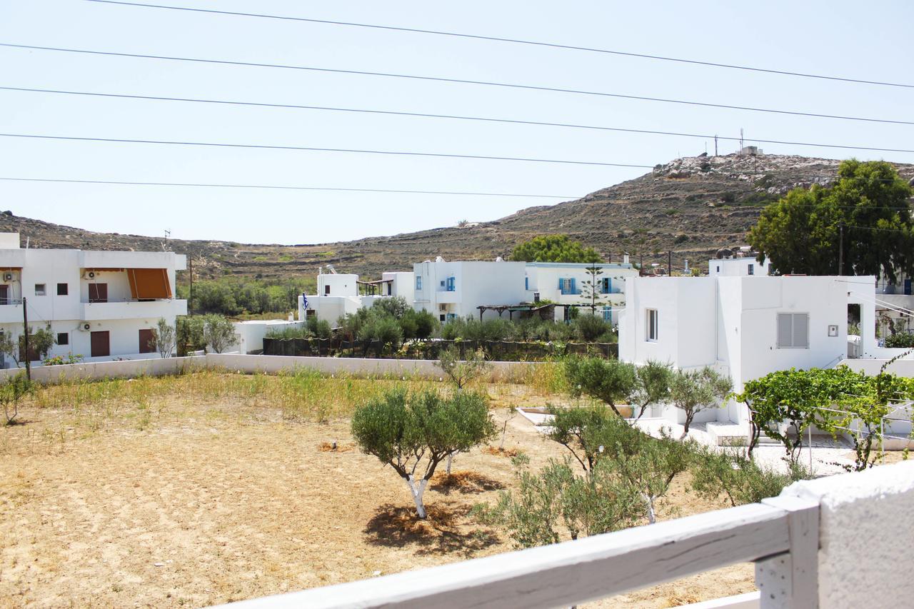 Syros Holidays Vári エクステリア 写真