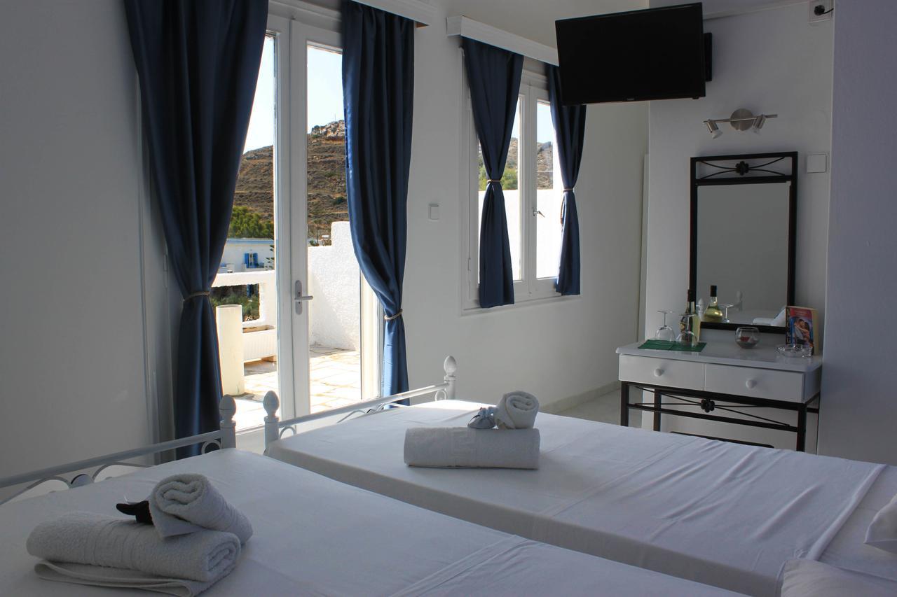 Syros Holidays Vári エクステリア 写真